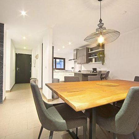 Modern Villa Close To Costabella Beach Marbella Zewnętrze zdjęcie