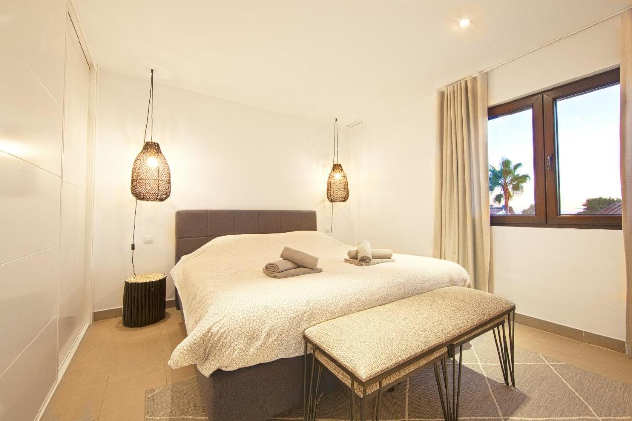 Modern Villa Close To Costabella Beach Marbella Zewnętrze zdjęcie